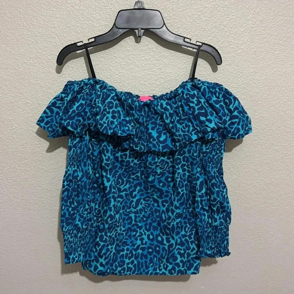 Lilly Pulitzer Beatrix Off-the Shoulder Top in Oyster Bay Navy Leopard - Picture 2 of 7